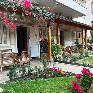  Pensjonat Guest Angolo Toscano Albania