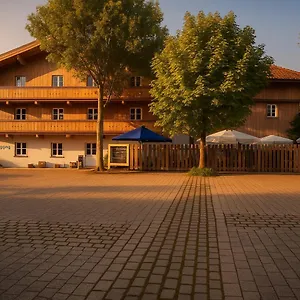 Hotel A8 Im Darchinger Hof - Zwischen Holzkirchen Und - Zwischen Muenchen Salzburg Und Innsbruck - Kurz Vor Dem Irschenberg ***